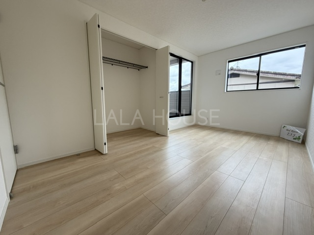 �m�� -