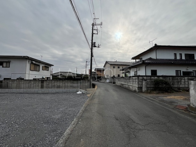 �O�ʓ��H�܂ތ��n�ʐ^ �ՐÂȏZ��X