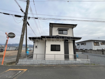 �O�ʓ��H�܂ތ��n�ʐ^ -