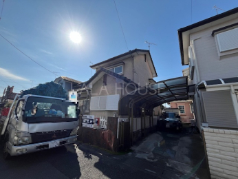  2025�N11��8���B�e