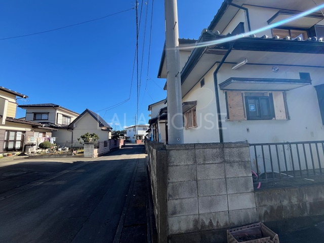 �O�ʓ��H�܂ތ��n�ʐ^ -