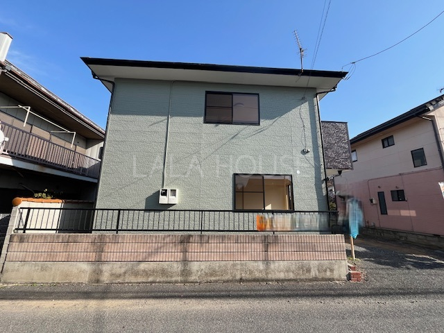 �O�ʓ��H�܂ތ��n�ʐ^ -