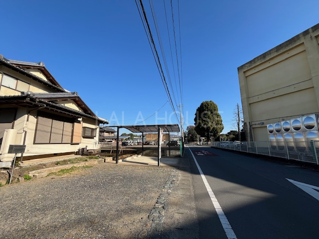 �O�ʓ��H�܂ތ��n�ʐ^ -