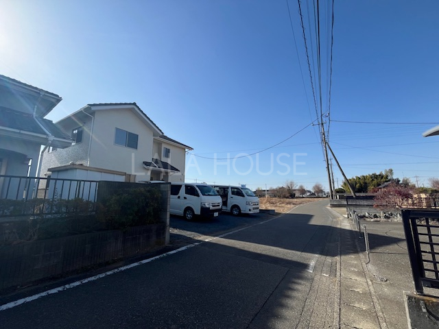 �O�ʓ��H�܂ތ��n�ʐ^ -