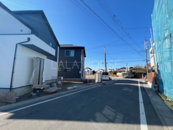 �O�ʓ��H�܂ތ��n�ʐ^ 2025.12.19�B�e��
���C�y�ɂ��₢���킹����������