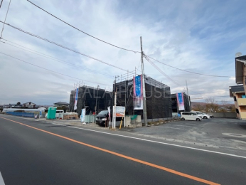 �O�ʓ��H�܂ތ��n�ʐ^ 2025.12.2�B�e��
���C�y�ɂ��₢���킹����������