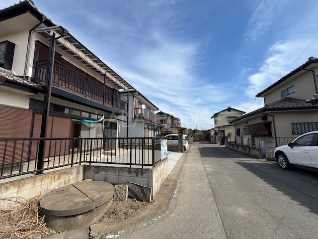 �O�ʓ��H�܂ތ��n�ʐ^ -