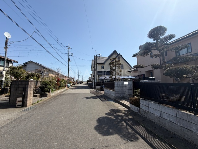 �O�ʓ��H�܂ތ��n�ʐ^ �ՐÂȏZ��X