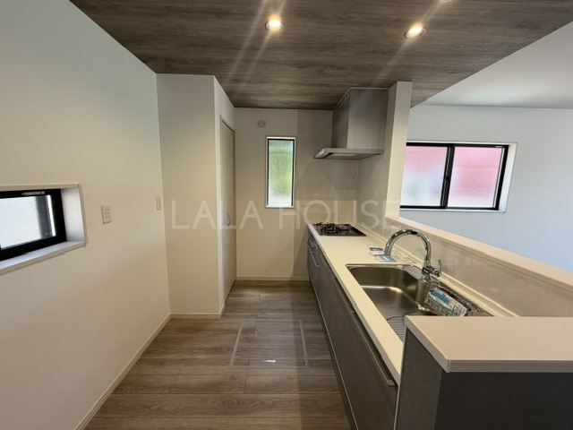 �L�b�`�� -
