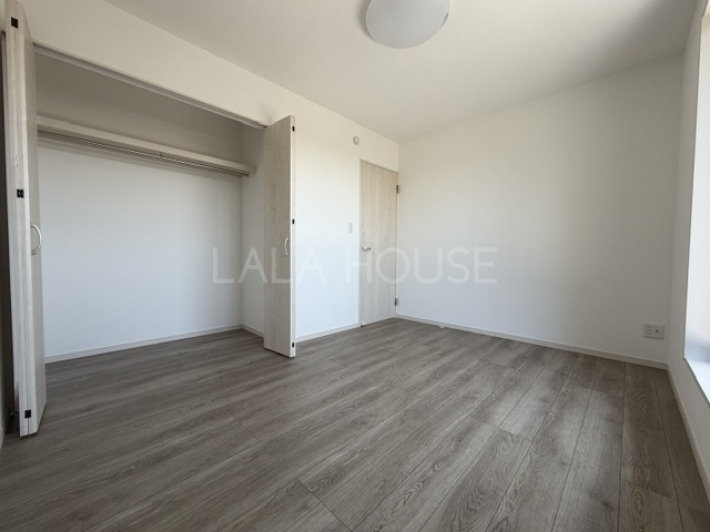 �m�� -