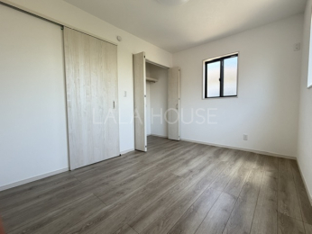 �m�� -