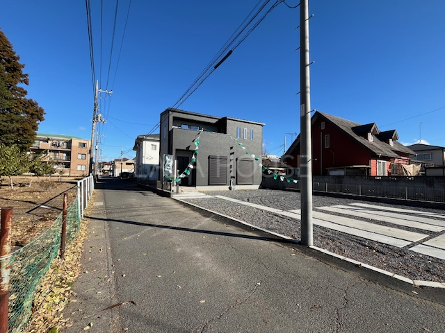 �O�ʓ��H�܂ތ��n�ʐ^ -