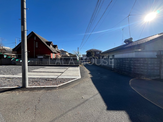 �O�ʓ��H�܂ތ��n�ʐ^ -