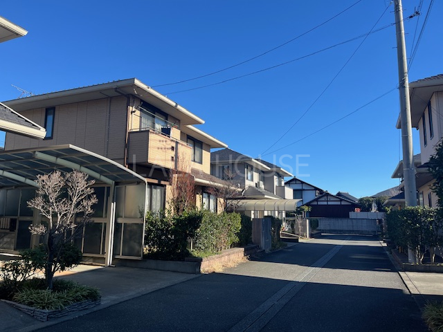 �O�ʓ��H�܂ތ��n�ʐ^ -