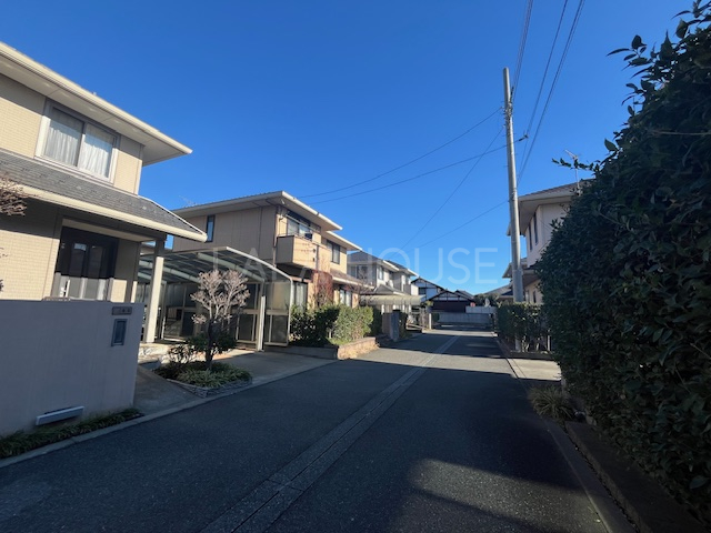 �O�ʓ��H�܂ތ��n�ʐ^ -