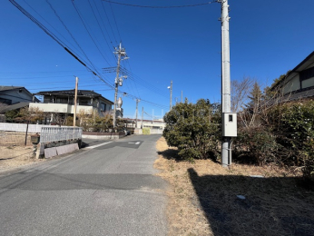 �O�ʓ��H�܂ތ��n�ʐ^ -