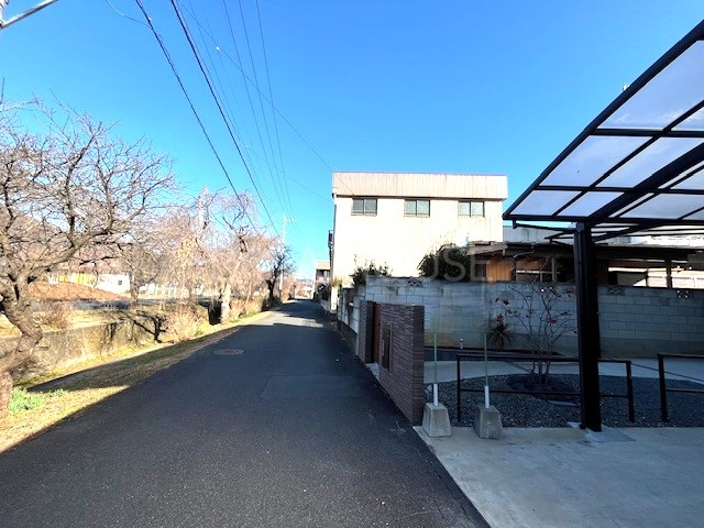 �O�ʓ��H�܂ތ��n�ʐ^ -