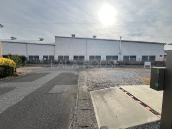 �O�ʓ��H�܂ތ��n�ʐ^ -