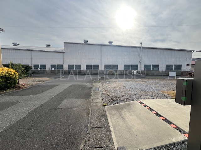 �O�ʓ��H�܂ތ��n�ʐ^ -