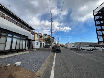 �O�ʓ��H�܂ތ��n�ʐ^ -