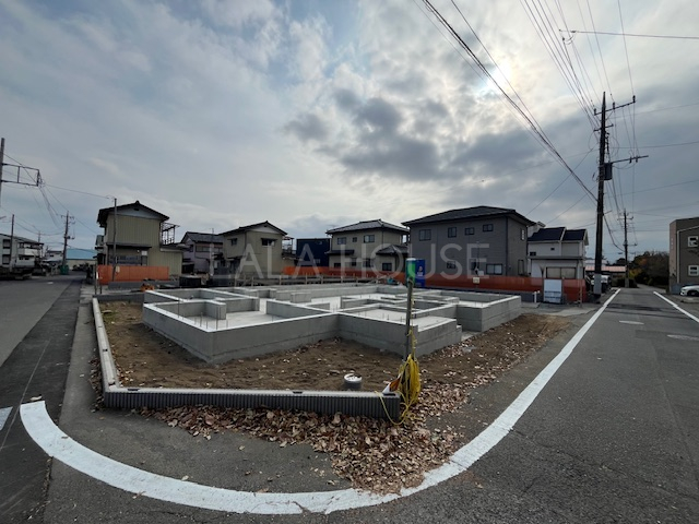  2025.12.2�B�e��
���C�y�ɂ��₢���킹����������