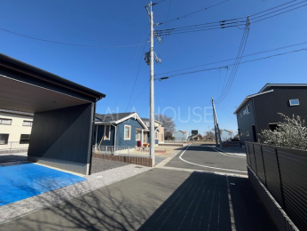 �O�ʓ��H�܂ތ��n�ʐ^ -