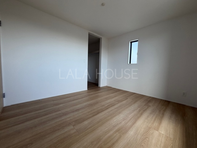 �m�� -