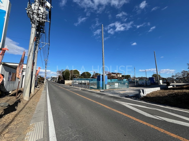 �O�ʓ��H�܂ތ��n�ʐ^ 2025.12.9�B�e��
���C�y�ɂ��₢���킹����������