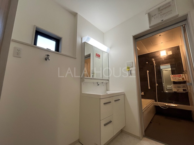 ���ʑ�E���ʏ� -