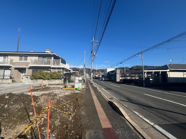 OʓH܂ތnʐ^ 2025.11.10Be
Cyɂ₢킹