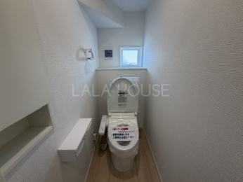 �g�C�� �̌��p�̑�������A���邢���