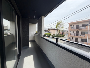 �o���R�j�[ -