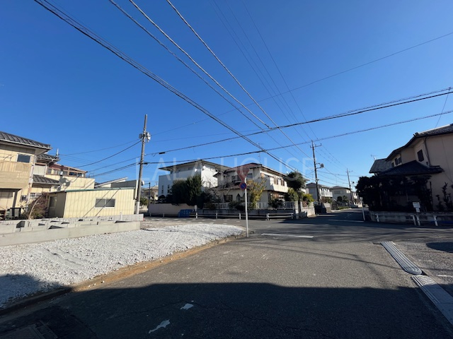 �O�ʓ��H�܂ތ��n�ʐ^ 25.12.19�@�B�e