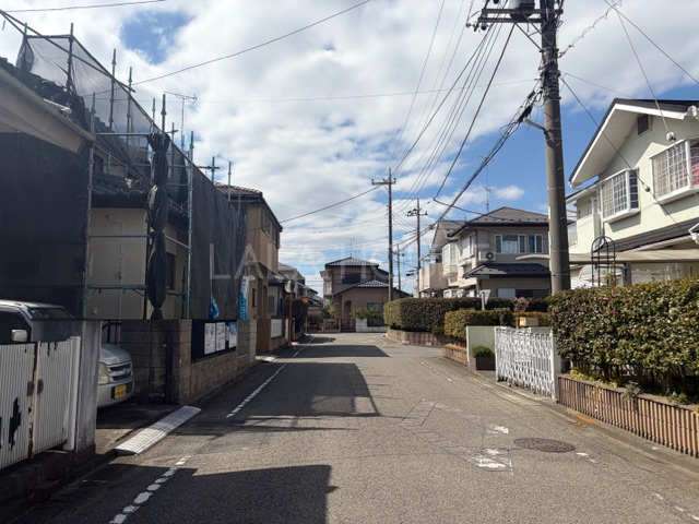 �O�ʓ��H�܂ތ��n�ʐ^ -