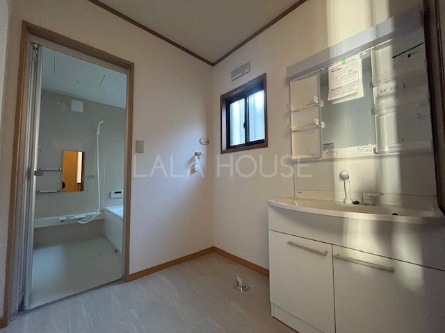 ���ʑ�E���ʏ� -