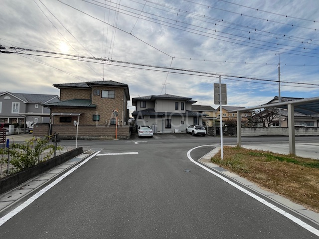 �O�ʓ��H�܂ތ��n�ʐ^ -