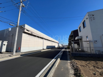 �O�ʓ��H�܂ތ��n�ʐ^ -