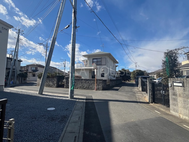 �O�ʓ��H�܂ތ��n�ʐ^ -