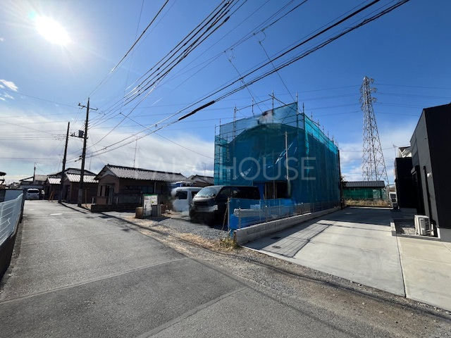 �O�ʓ��H�܂ތ��n�ʐ^ -