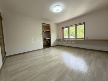 �m�� -