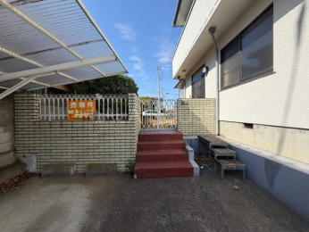 ���ԏ� �J�[�|�[�g�t�����ԃX�y�[�X