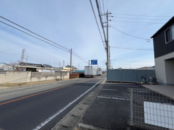 �O�ʓ��H�܂ތ��n�ʐ^ -