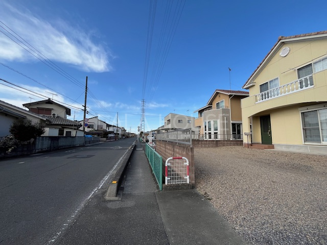 �O�ʓ��H�܂ތ��n�ʐ^ -