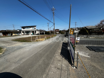 �O�ʓ��H�܂ތ��n�ʐ^ 2026.3.21�B�e��
���C�y�ɂ��₢���킹����������