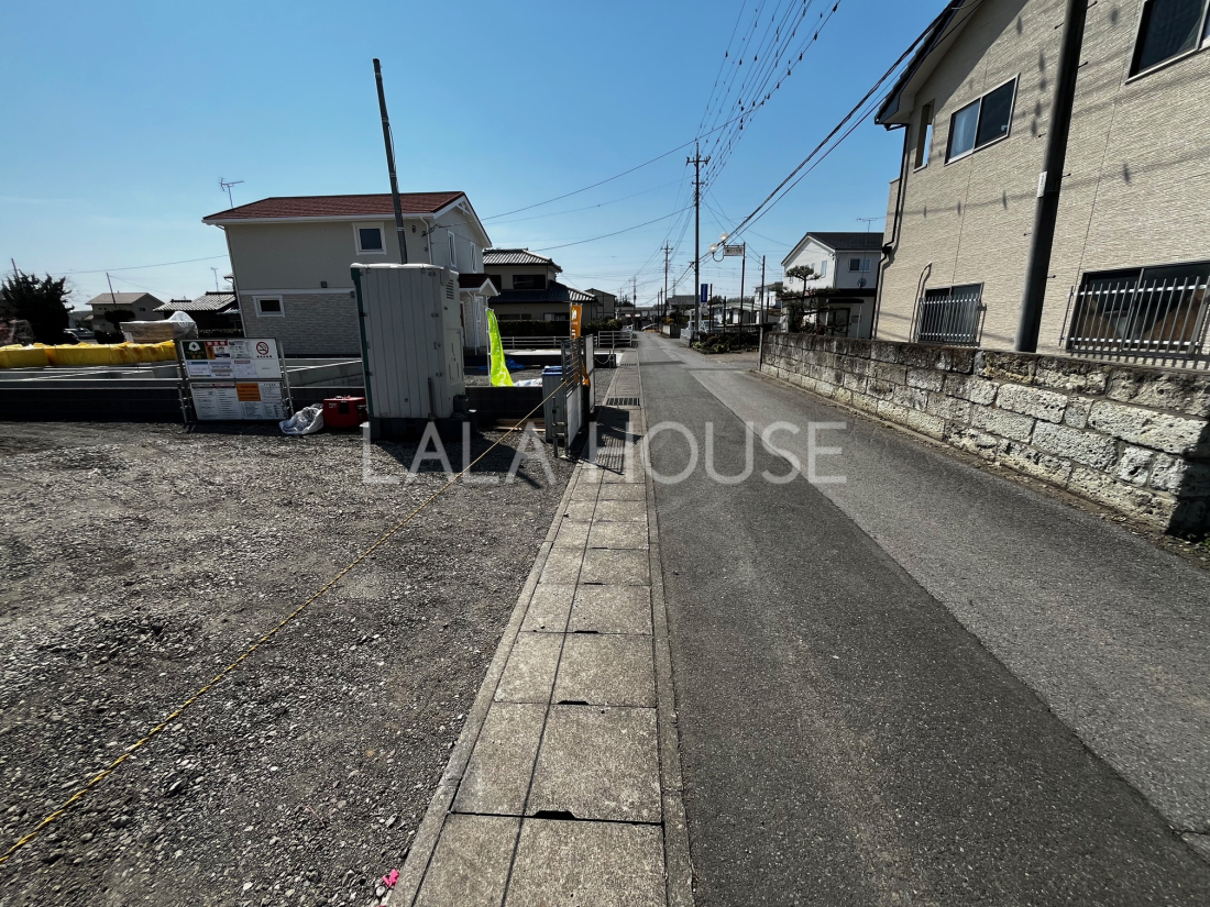 �O�ʓ��H�܂ތ��n�ʐ^ 2026.3.21�B�e��
���C�y�ɂ��₢���킹����������