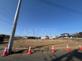 �O�ʓ��H�܂ތ��n�ʐ^ �Q�O�Q�U�D�P�D�Q�V�B�e��
���C�y�ɂ��₢���킹����������