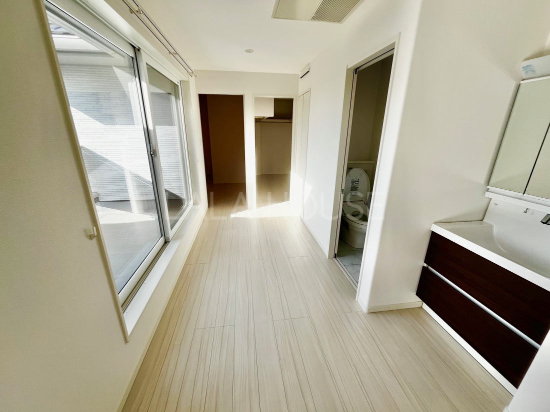 ���̑����� 2�K�z�[��
���ʑ䂪����̂���������