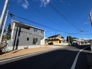 �O�ʓ��H�܂ތ��n�ʐ^ -