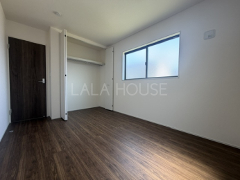 �m�� -