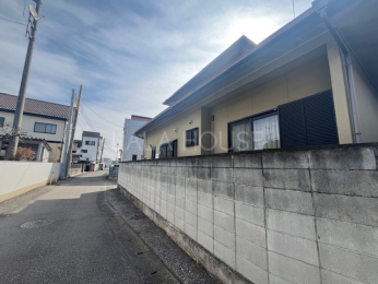 �O�ʓ��H�܂ތ��n�ʐ^ -